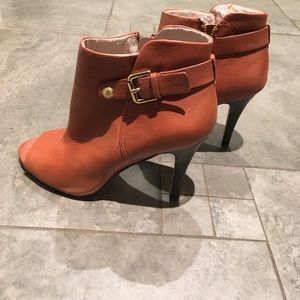 Vince Camuto peep toe booties in caramel